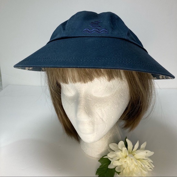 Reversible Sun Hat Wide Brim Navy Light Blue Floral NWOT - Picture 9 of 13